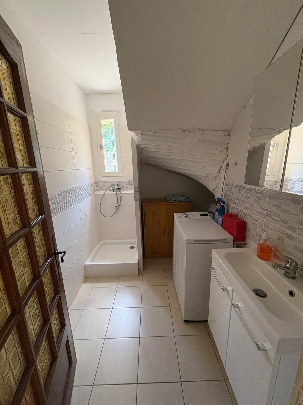 Douche à l'italienne de la maison à Grabels