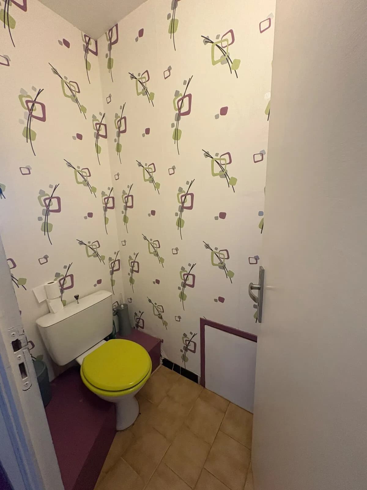 WC séparé de la maison familiale à Grabels
