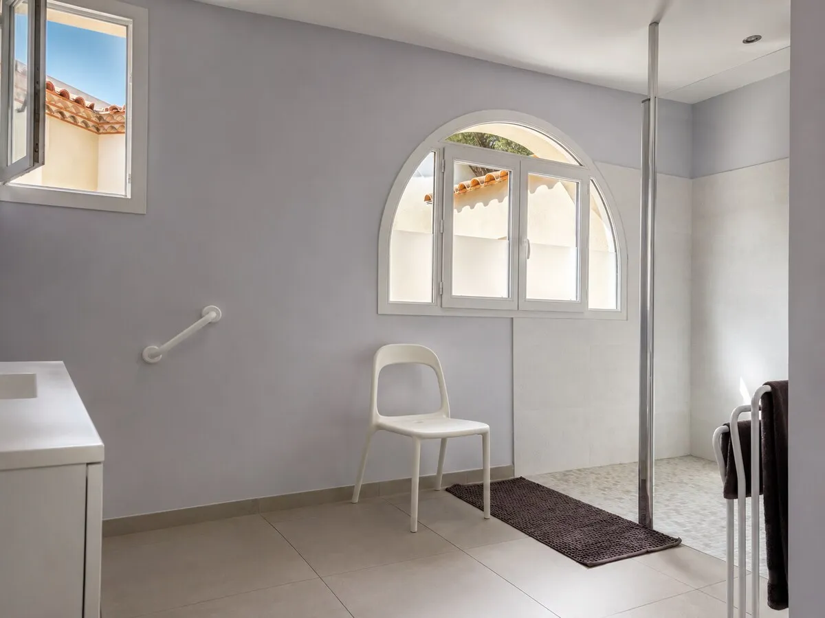 Salle d'eau de la villa d'exception à Montferrier-sur-Lez